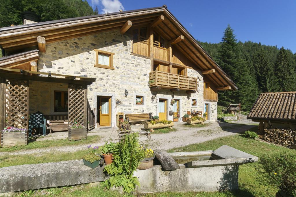 Agritur Manoncin Villa Daone Exterior foto
